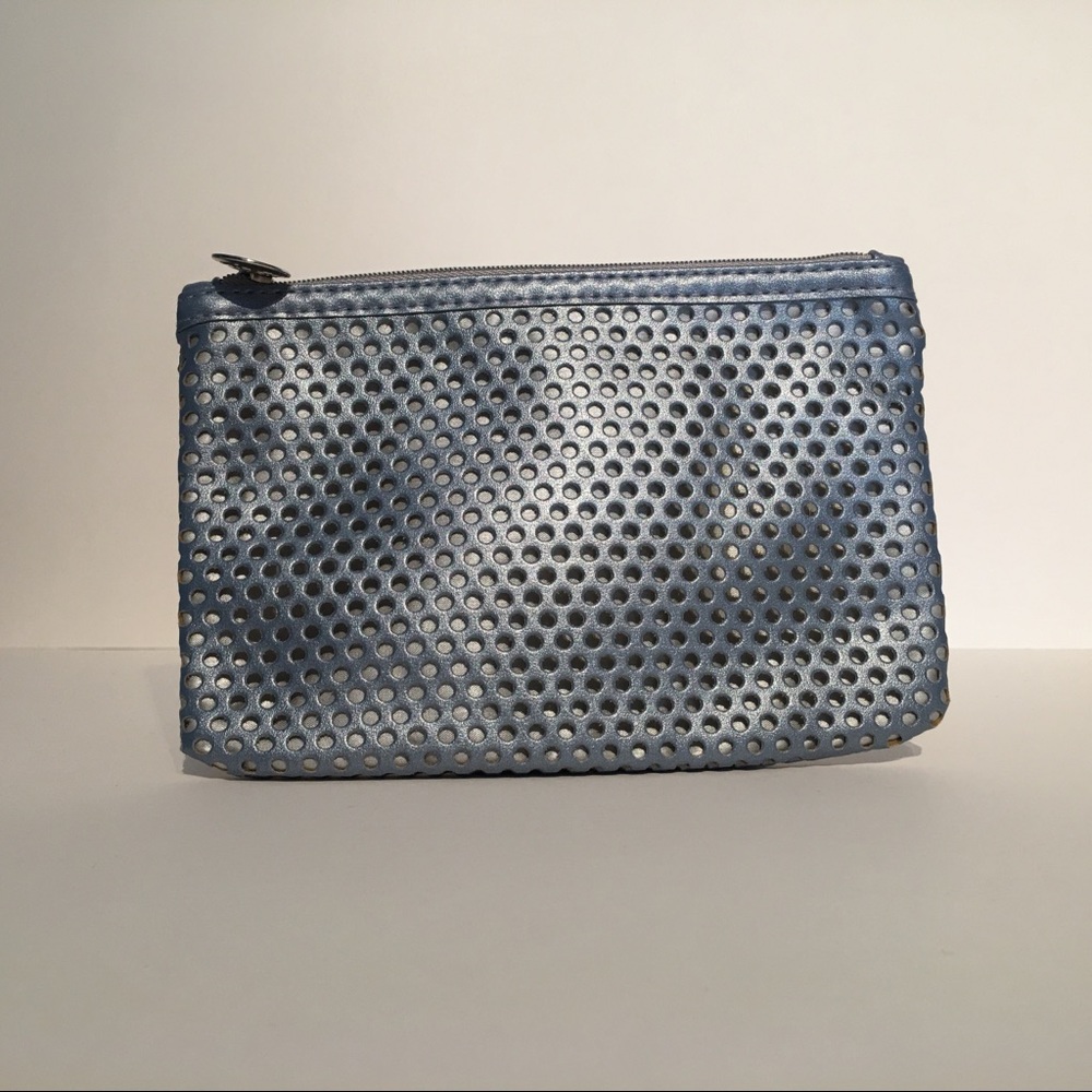 METALLIC IPSY POUCH